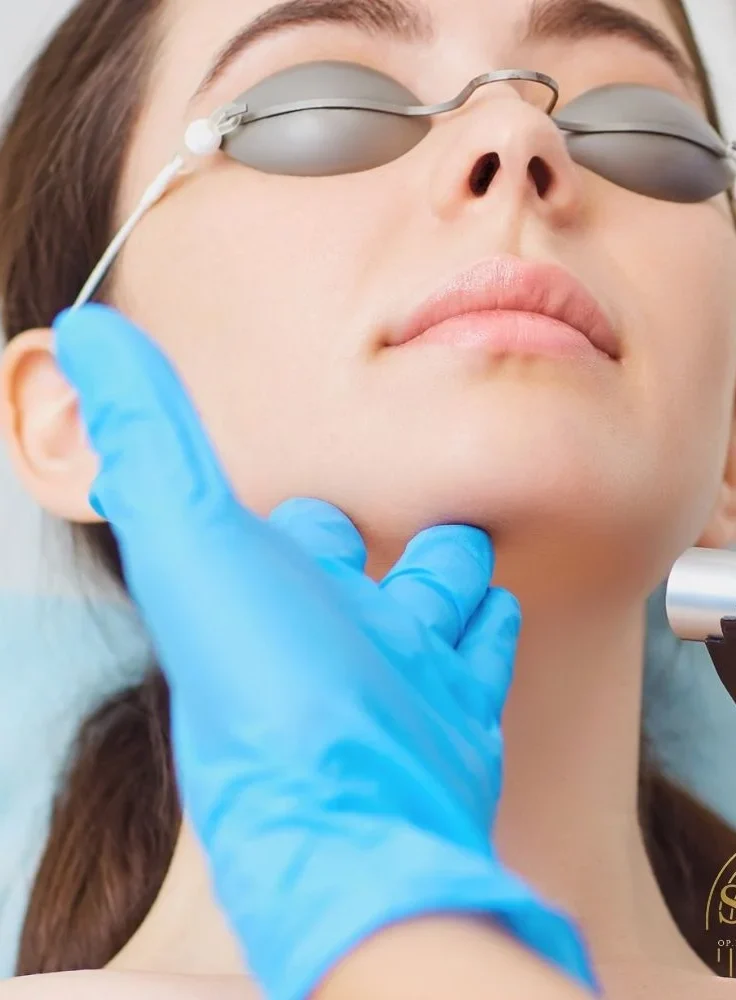 Double Chin Laser Liposuction in turkey